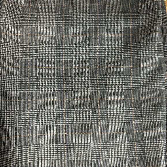 Tahari Plaid Tummy Control Pull On Ankle Pant Black Gray Brown Size XL NWT - Picture 3 of 7